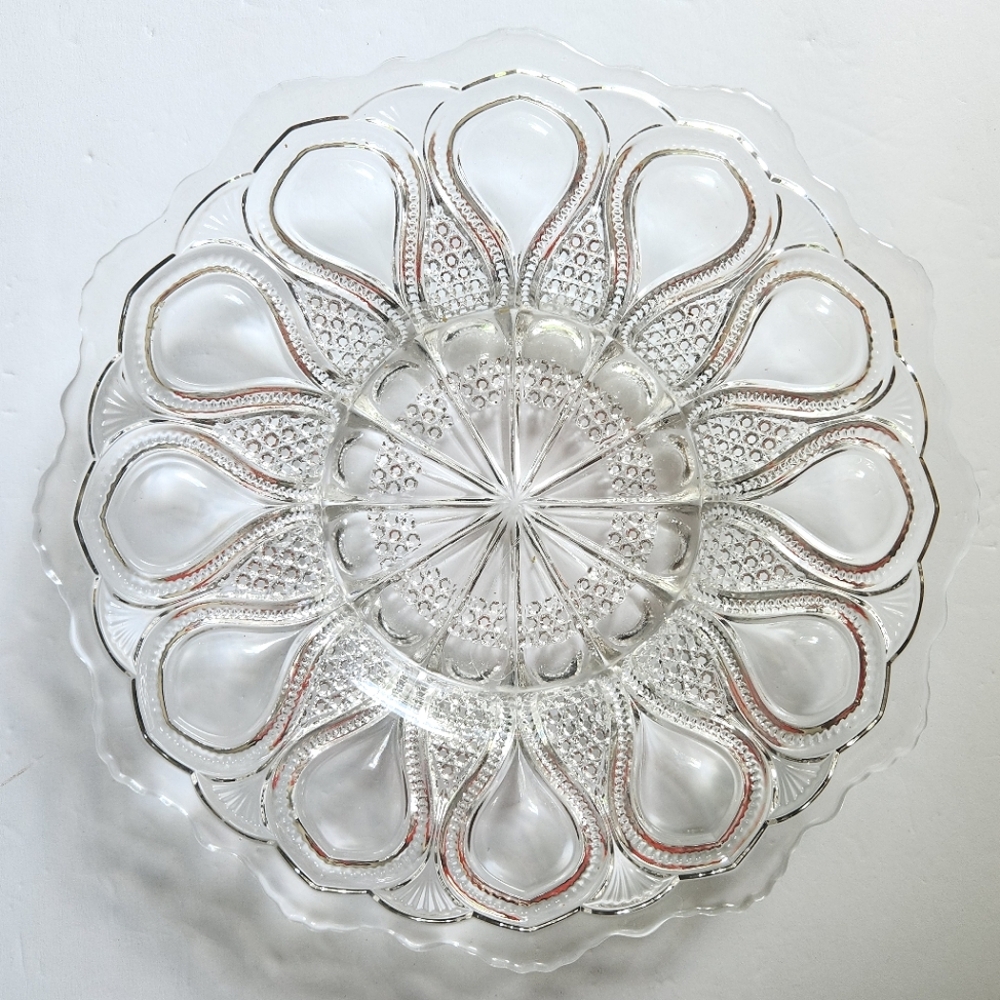 Vintage Clear Pressed Glass Bowl Loops Swirls Scallop Rim Fruit Bowl